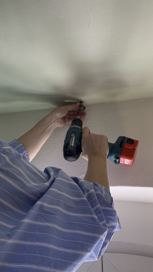 Installation mit Bohrmaschine