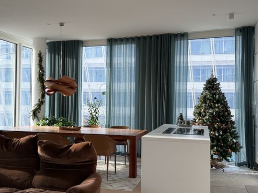 Wellenvorhang am Fenster