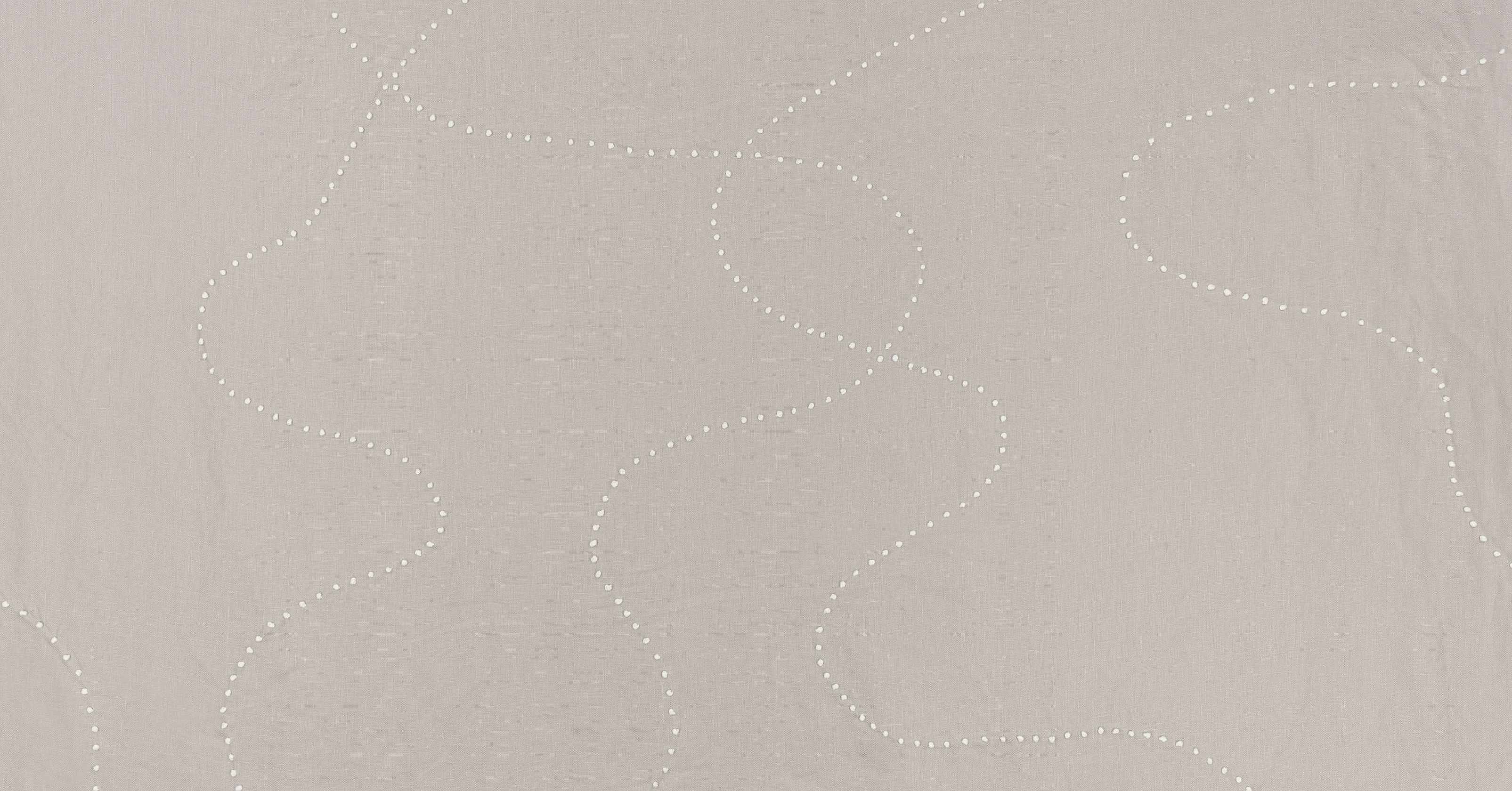 Figure - silver grey