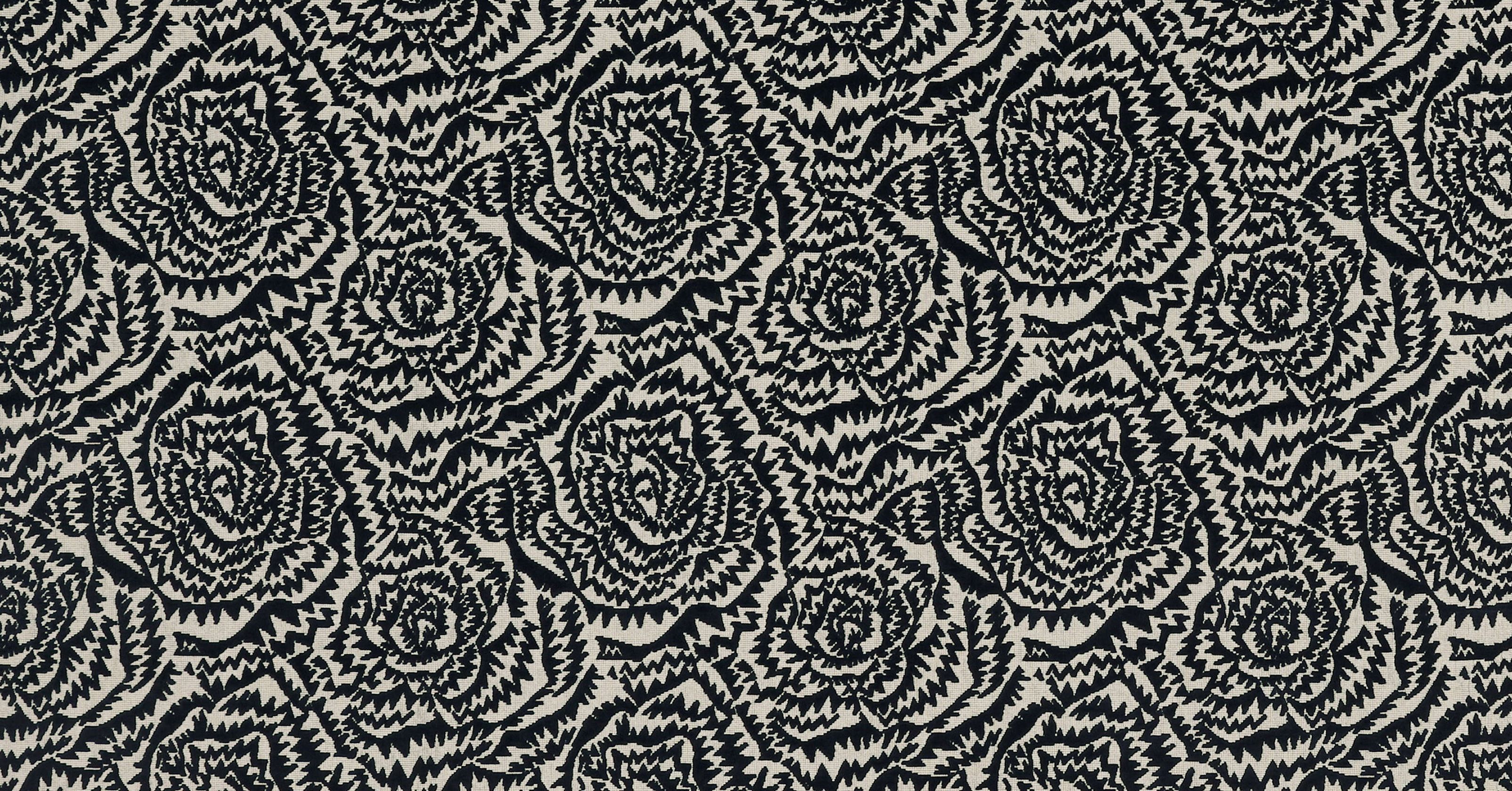 Jagged Roses - monochrome