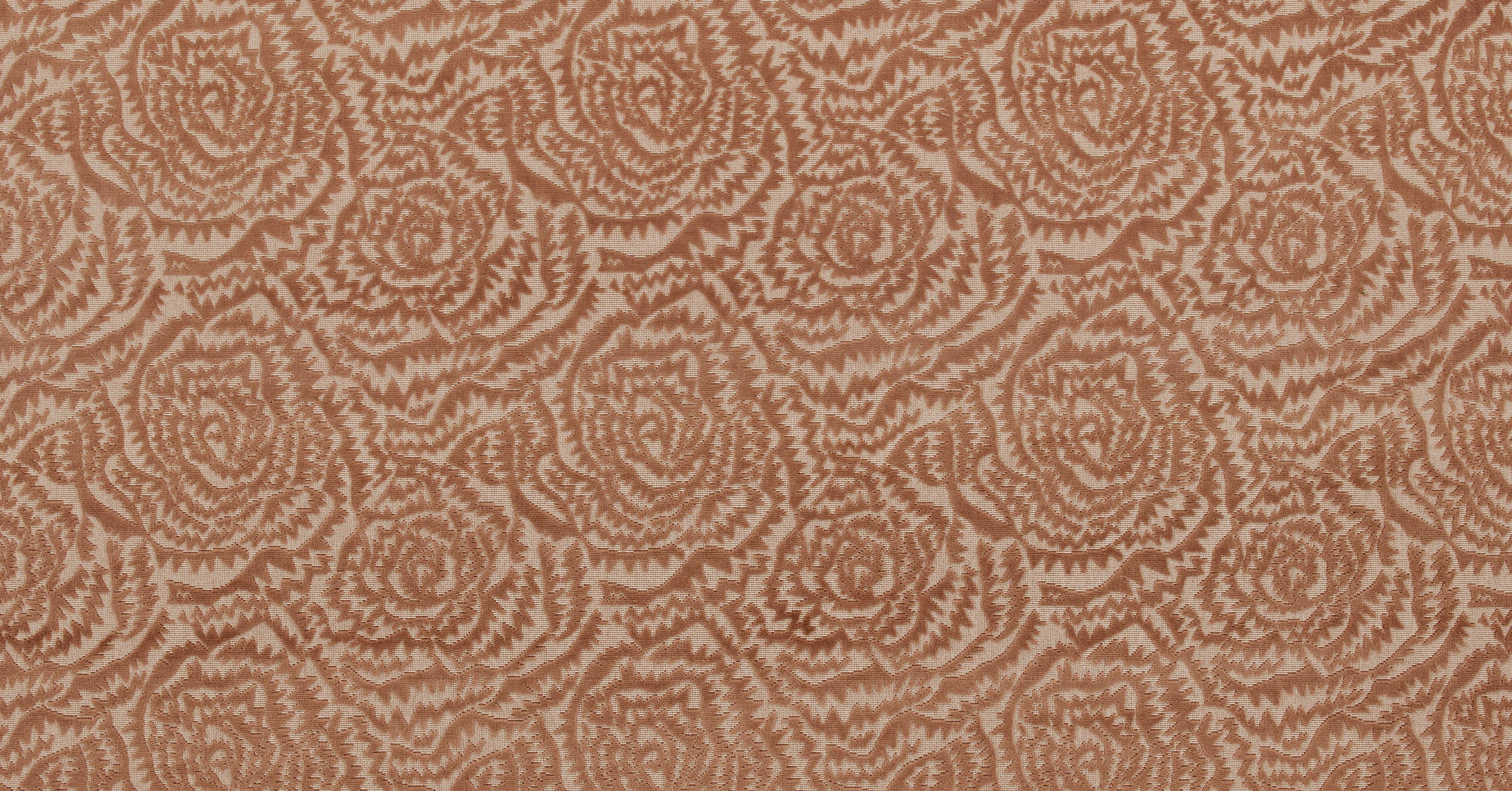 Jagged Roses - amaretto