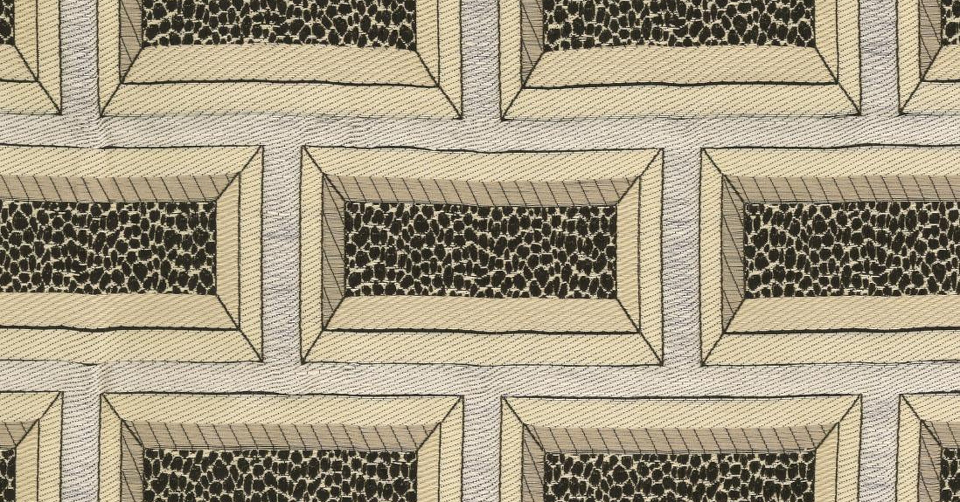 Dappled Brick - silver